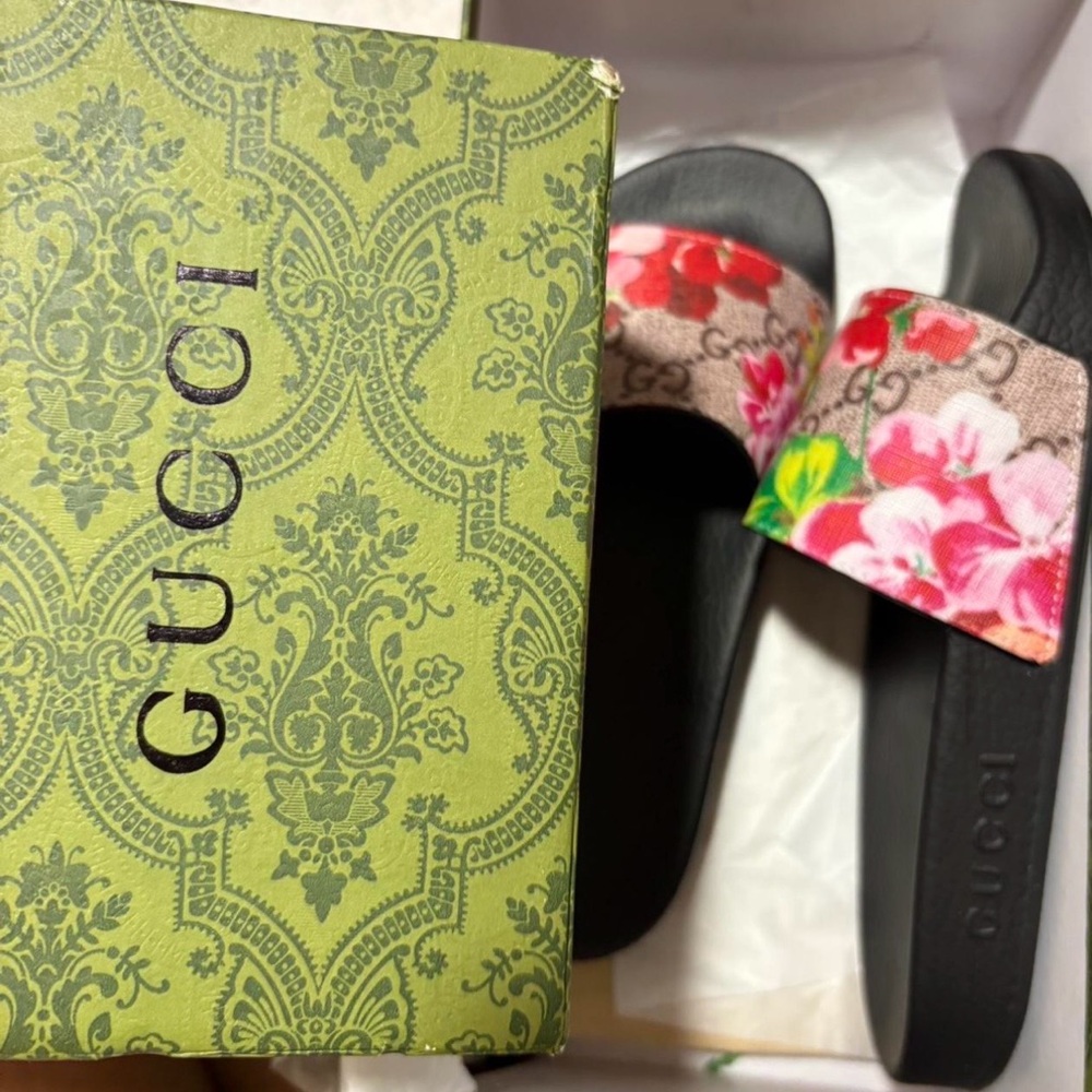 Gucci Black Slide Sandals with Pink & Red Floral Strap - Picture 2 of 3